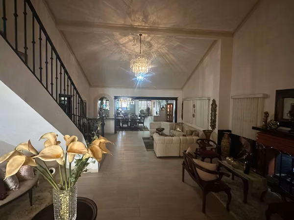 Venta Casa Residencial La Colina Curridabat con piscina, terrazas , vistas