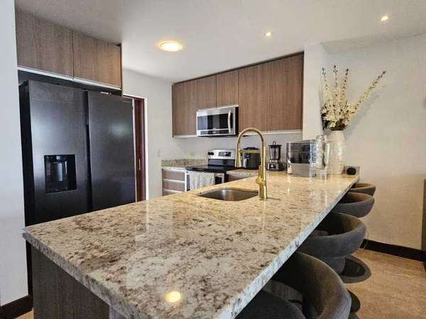 Sale, Spacious Home in Bosques del Café - 3 Bedrooms & Versatile Mezzanine