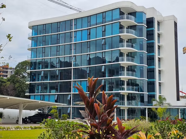 NEW APARTMENTS IN CONDOMINIUM - ESCAZU