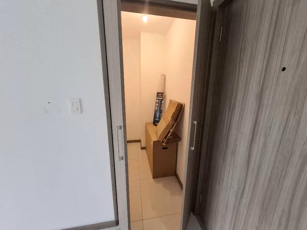 Venta de apartamento con estupenda vista hacia el bosque/condominio Paradisus, Rohrmoser