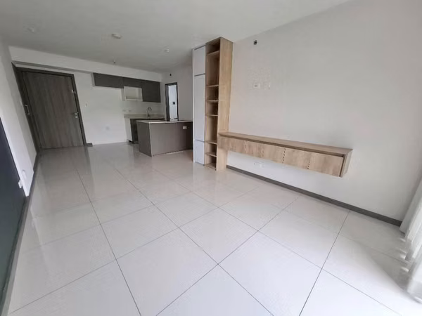 Venta de apartamento con estupenda vista hacia el bosque/condominio Paradisus, Rohrmoser