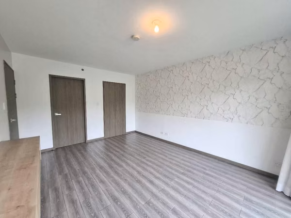 Venta de apartamento con estupenda vista hacia el bosque/condominio Paradisus, Rohrmoser