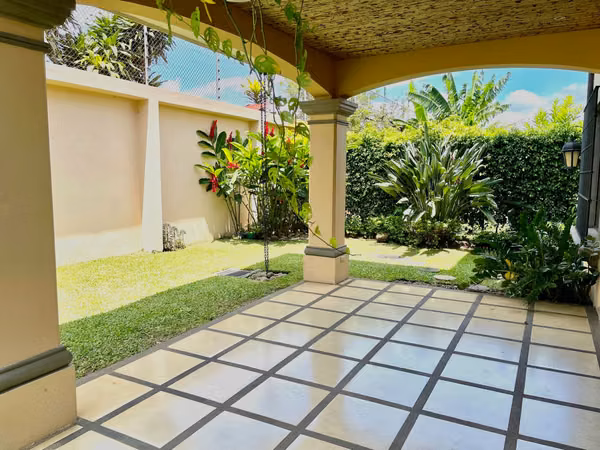 HOUSE FOR RENT IN BELEN