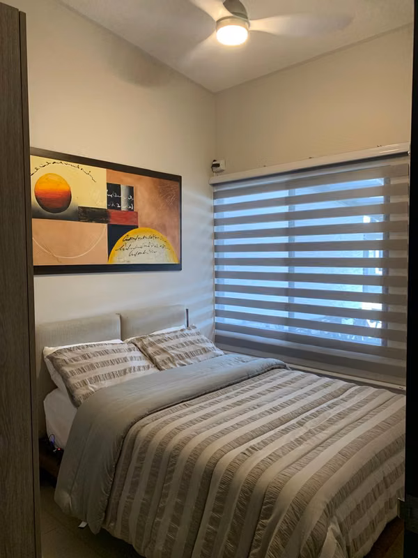 ¡Se vende  casa en Condominio  Robles de Lindora!