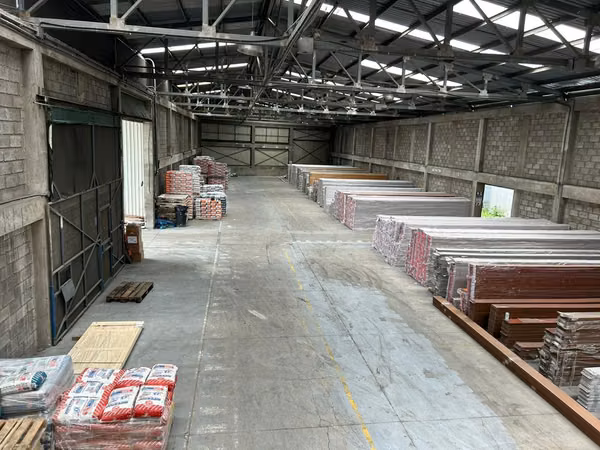 Se alquila amplia bodega industrial en Curridabat 5816