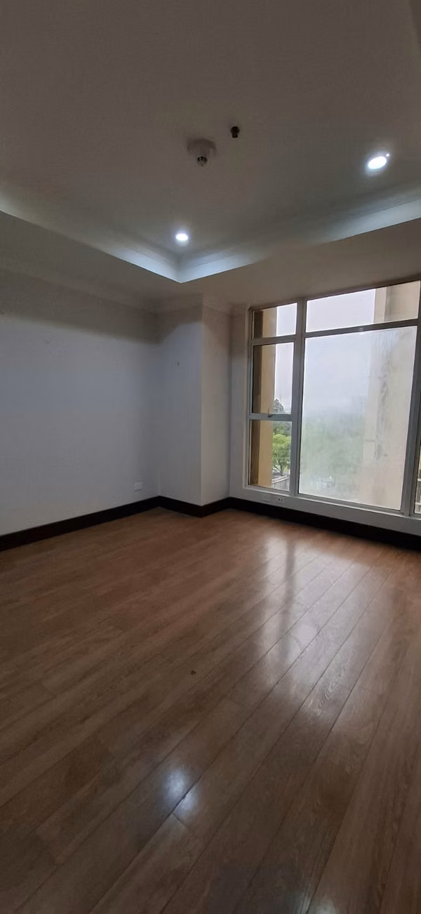 Alquiler de apartamento en condominio en Sabana.