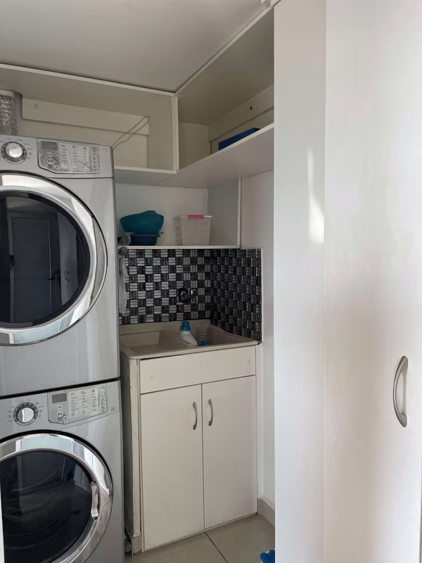 APARTAMENTO SEMI-AMUEBLADO VENTA CONDOM 6-30 SAN JOSÉ JV391