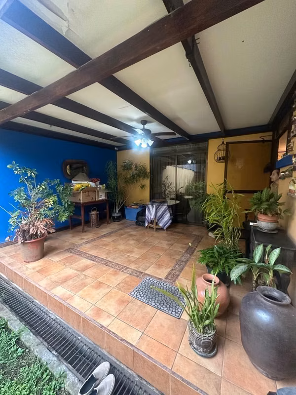 Venta casa en Escalante 279 mts