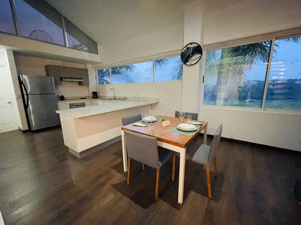 Alquiler apartamento amoblado en Trejos Montealegre Escazú