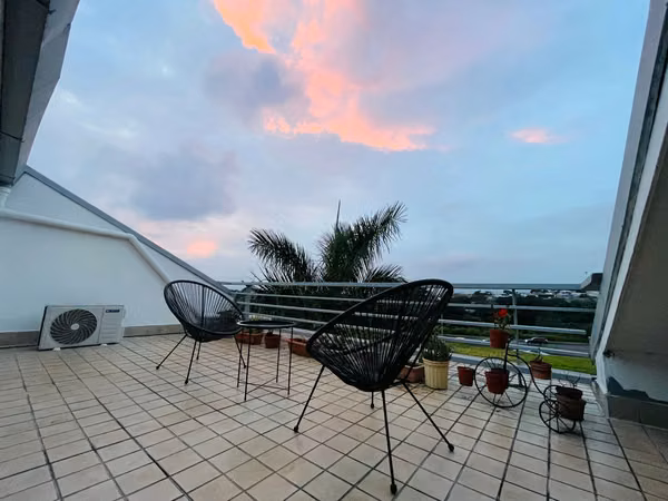 Alquiler apartamento amoblado en Trejos Montealegre Escazú