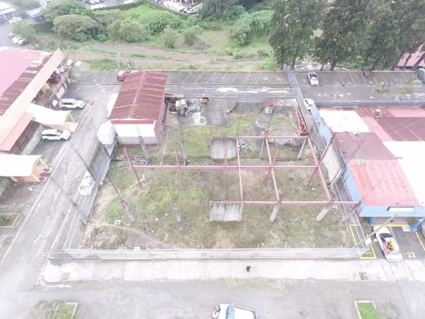 Se Alquila Lote - Zona Comercial/Residencial - Excelente Ubicación