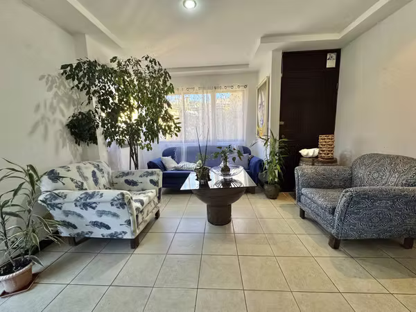 SE VENDE CASA RESIDENCIAL ABEDULES CURRIDABAT