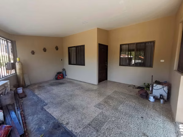 Venta de Casa en Residencial Silvia Eugenia/Desamparados/Alajuela