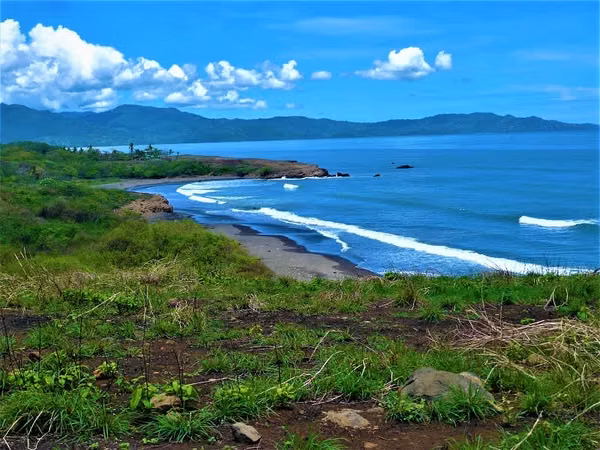 Exclusive Oceanfront Property in Playa Bajamar