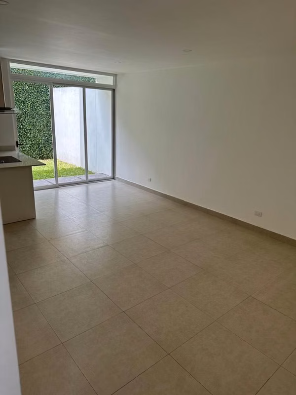 Condominio Santa Ana Village