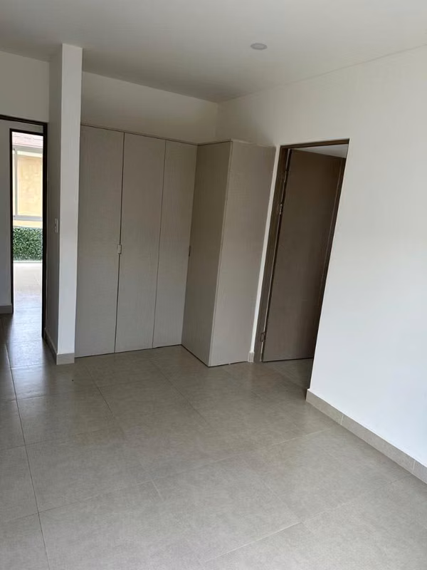 Condominio Santa Ana Village