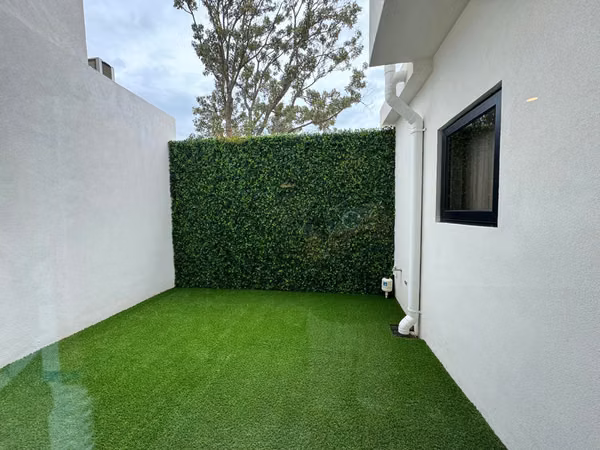 ALQUILER Casa Santa Ana Urbano + 3AC + No vecino trasero
