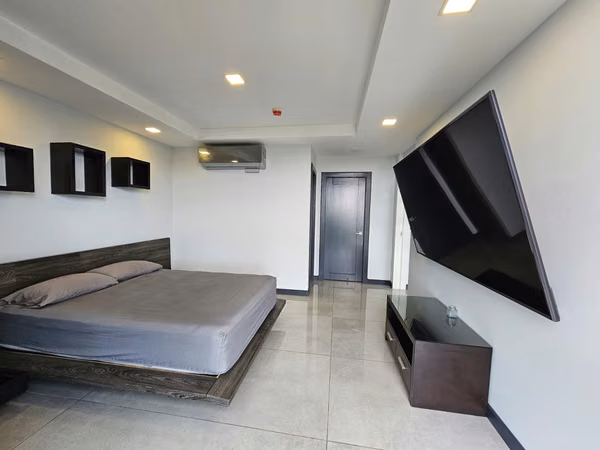 Venta de Penthouse de Lujo. Condominio Golfside.