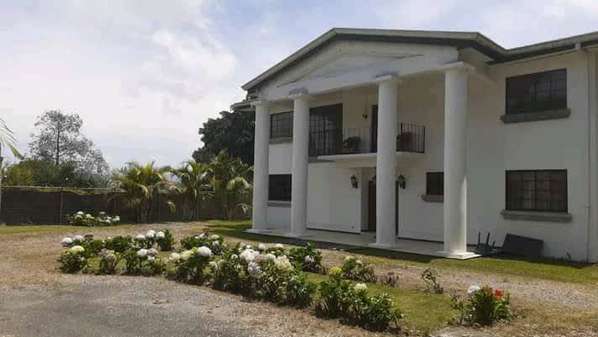 HOUSE FOR SALE – San Ramón de Tres Ríos | CA-696