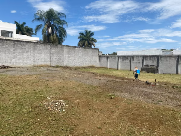 HEREDIA LOT FOR SALE AT A GOOD PRICE IN A PRIVATE RESIDENTIAL AREA