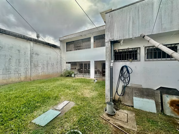 *Sabana Noreste - Para remodelar - USO MIXTO - Súper ubicación