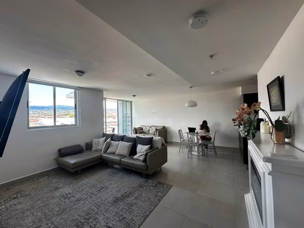 Alquiler de apartamento en Condominio Altamira, San Pablo de Heredia, CRC 550,000 LINEA BLANCA