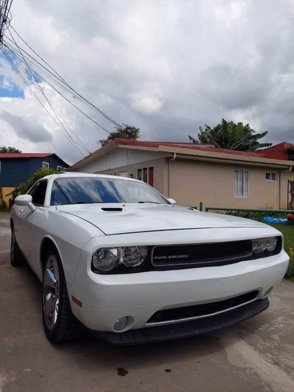 Dogde challenger