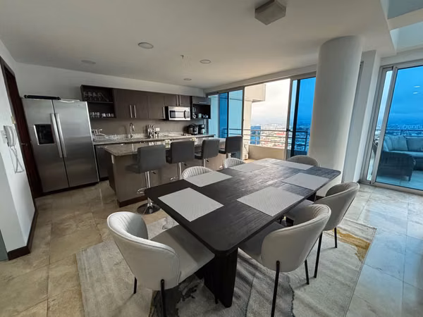 Alquiler de Penthouse en Paseo Colón, 5768