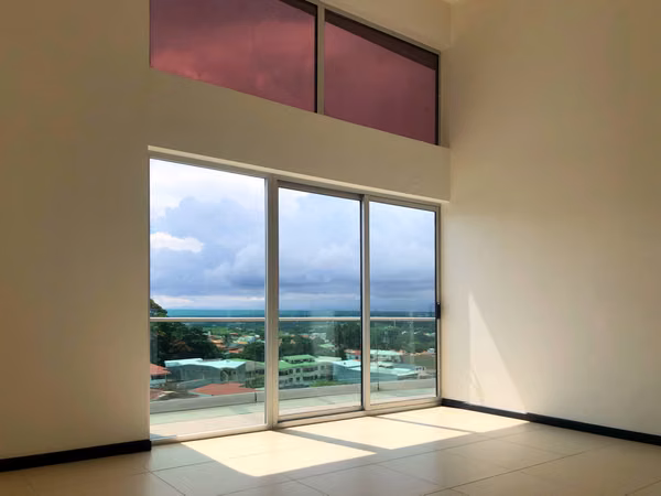 Venta de PENT HOUSE de 2 habitaciones en Rohrmoser
