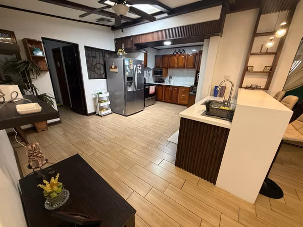 Venta casa amplia 3 hab en Sabanilla, Montes de Oca