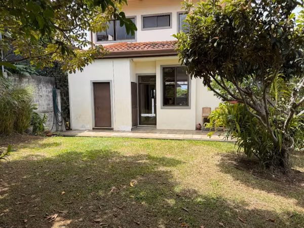 Venta de casa en Condominio en Ulloa, Heredia