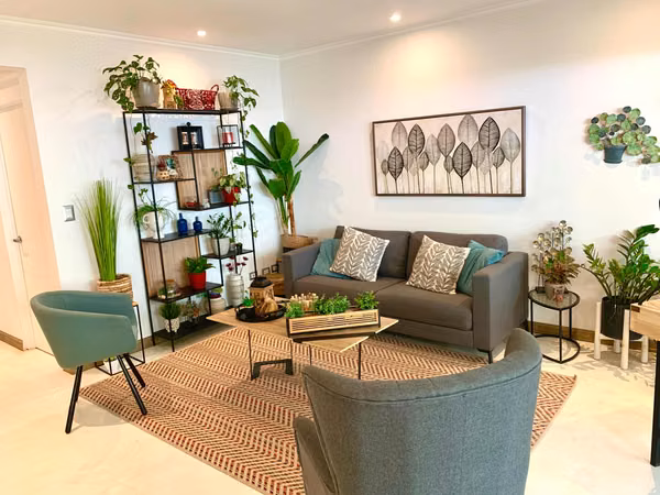 Venta de casa remodelada en Condominio Rincón de la Quebrada, Guachipelín de Escazú