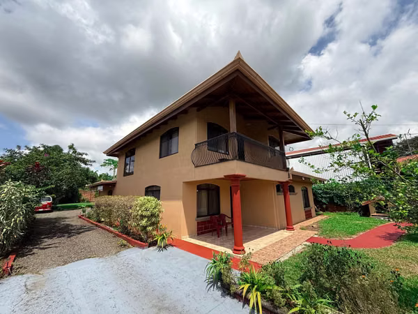 Se vende Casa en Residencial Atenas