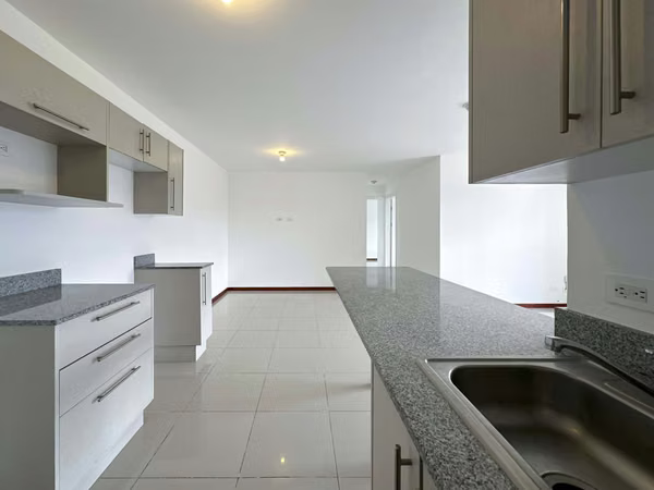 Venta de Apartamento en la Valencia, Heredia