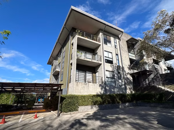 VENTA APARTAMENTO EN AZURA FLATS