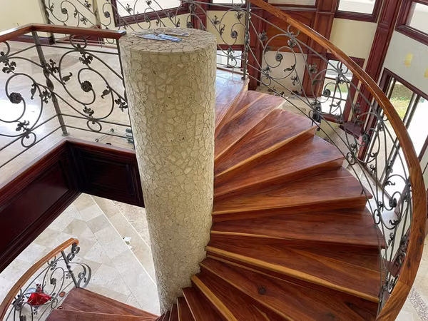 Casa de lujo, San Isidro de Heredia