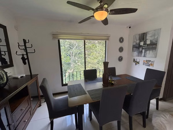 Alquiler – Casa con línea blanca en Altos de Las Palomas, Santa Ana
