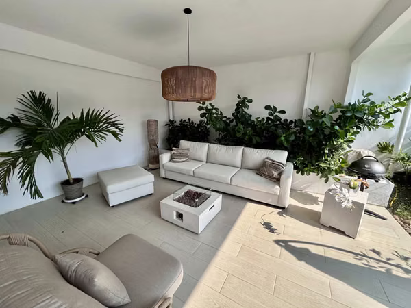 Venta de casa en Escazú, Guachipelin. ¡ Nuevo Precio !