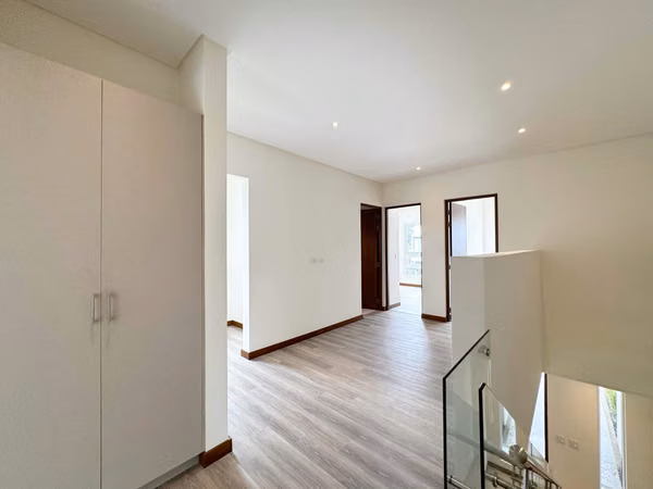 ALQUILER DE CASA EN CONDOMINIO LINDORA*