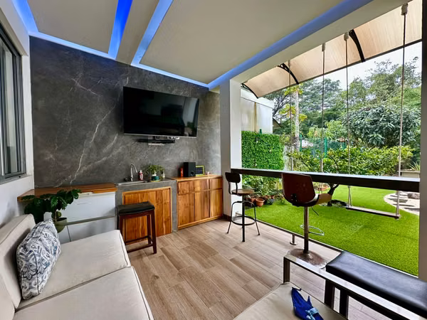 ALQUILER DE CASA EN CONDOMINIO, POZOS*