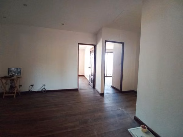 SE VENDE AMPLIA CASA EN ROHRMOSER $320000 REBAJADA