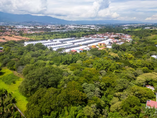 Venta de terreno para desarrollo en Heredia Flores