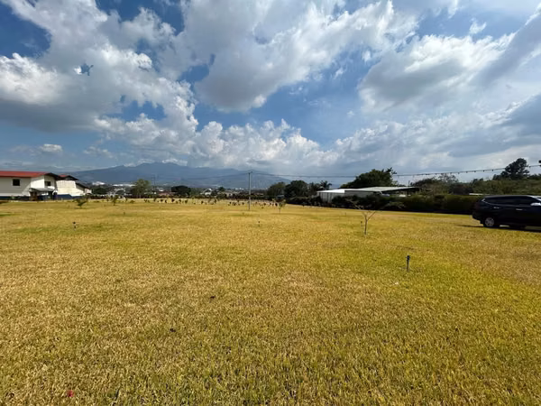 LOT FOR SALE - IDEAL FOR DEVELOPMENT - LA GUACIMA - ALAJUELA