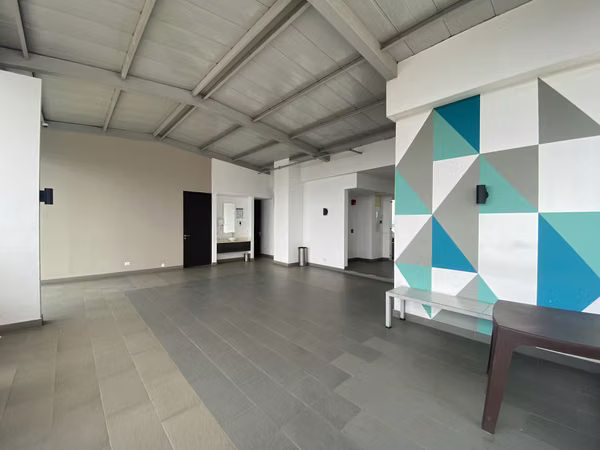 Apartment for rent in a condominium in Rohrmoser.
