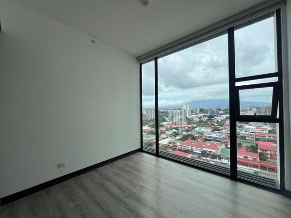 Apartment for rent in a condominium in Rohrmoser.