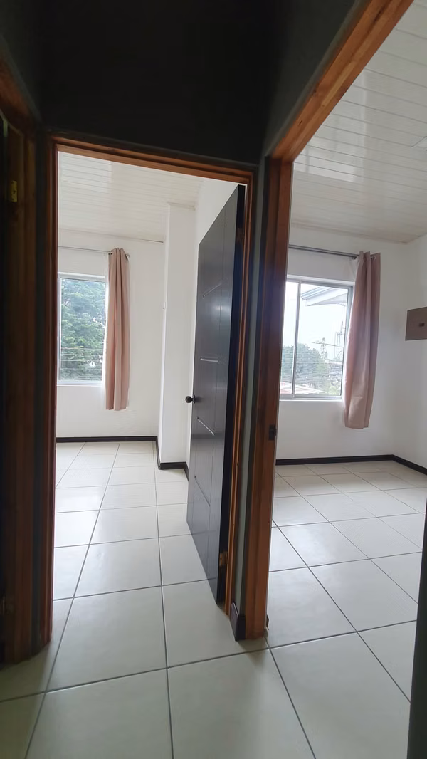 2 cuartos 1 baño c/ Internet, Agua, y Lavanderia (NUEVA COCINA) (Granadilla)