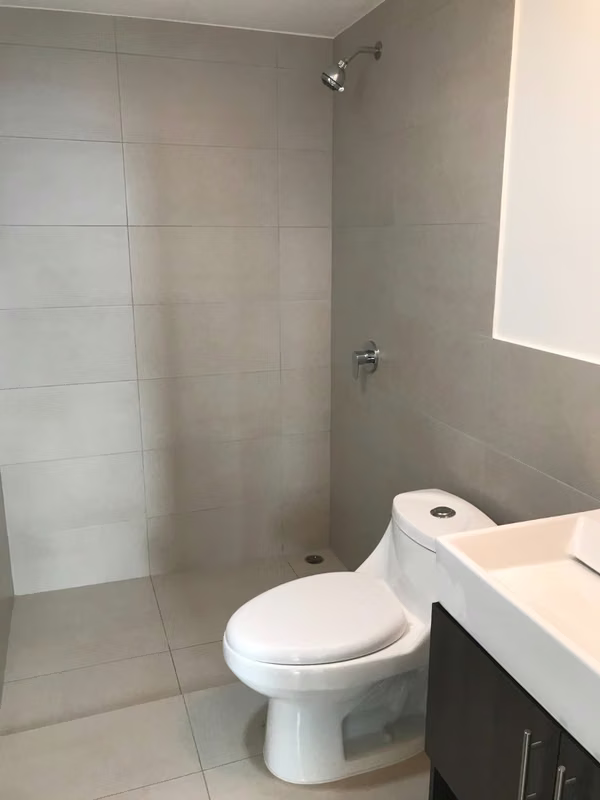 Alquiler de apartamento en Condominio Altamira, $1100
