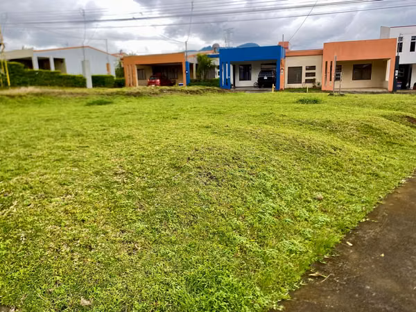 Venta de lote plano en condominio, Concepción, La Unión 5872
