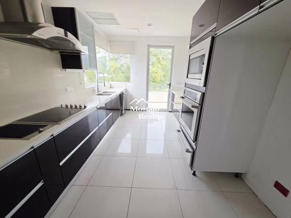Penthouse en Remate Bancario, Vereda del Río, Santa Ana