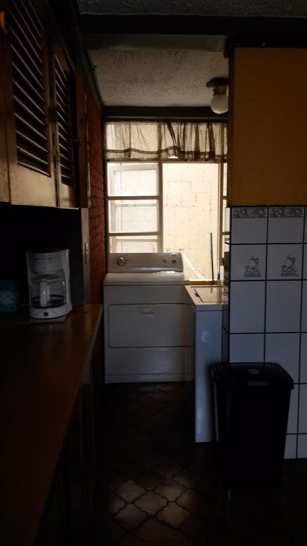 Amueblado y equipado / un mes o mas / . San José centro a 10 minutos.